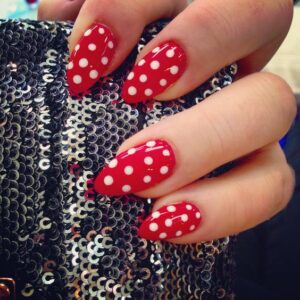 polka dots red and white nails
