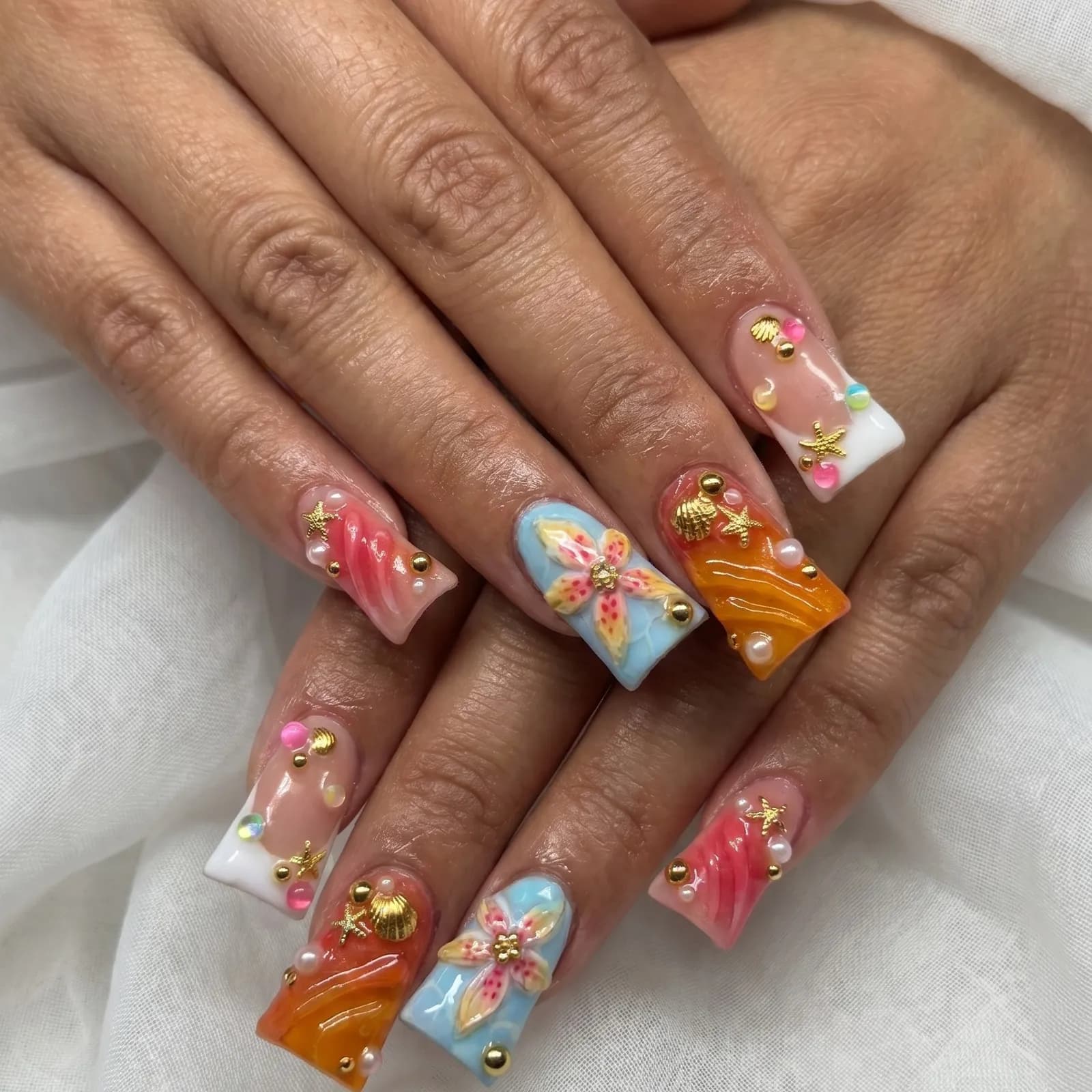 Apple Nails & Spa