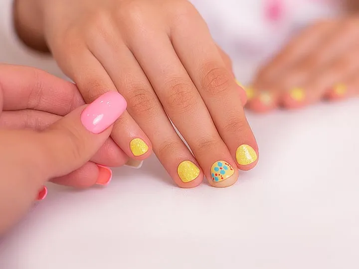 Elegant Nails 3 nail photo