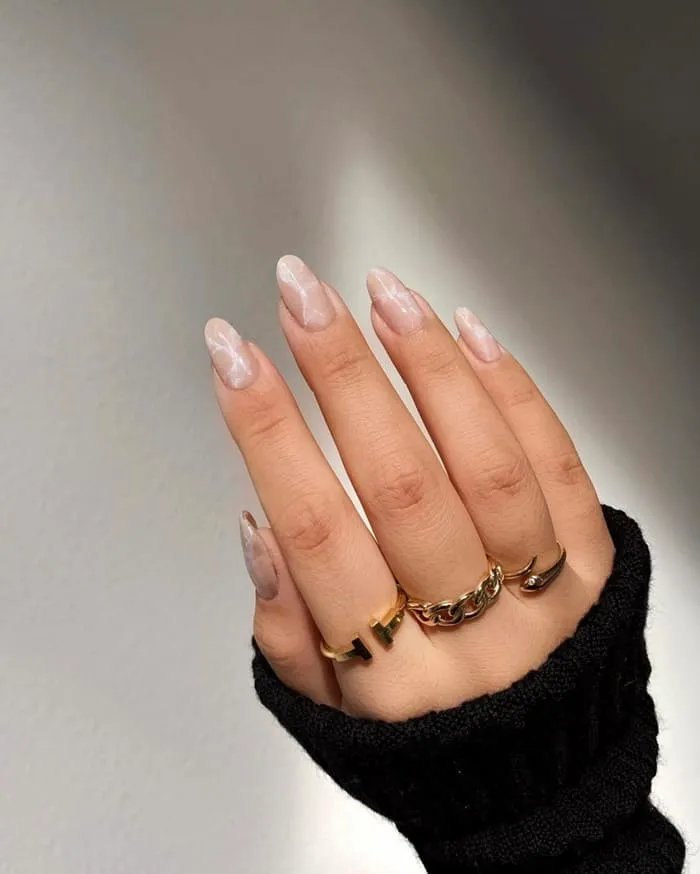 Herbal Head & Nail Spa