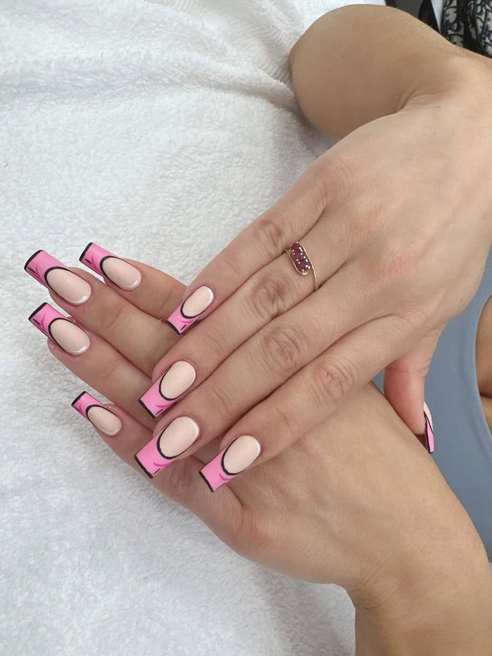T4 Nail Bar & Spa nail photo