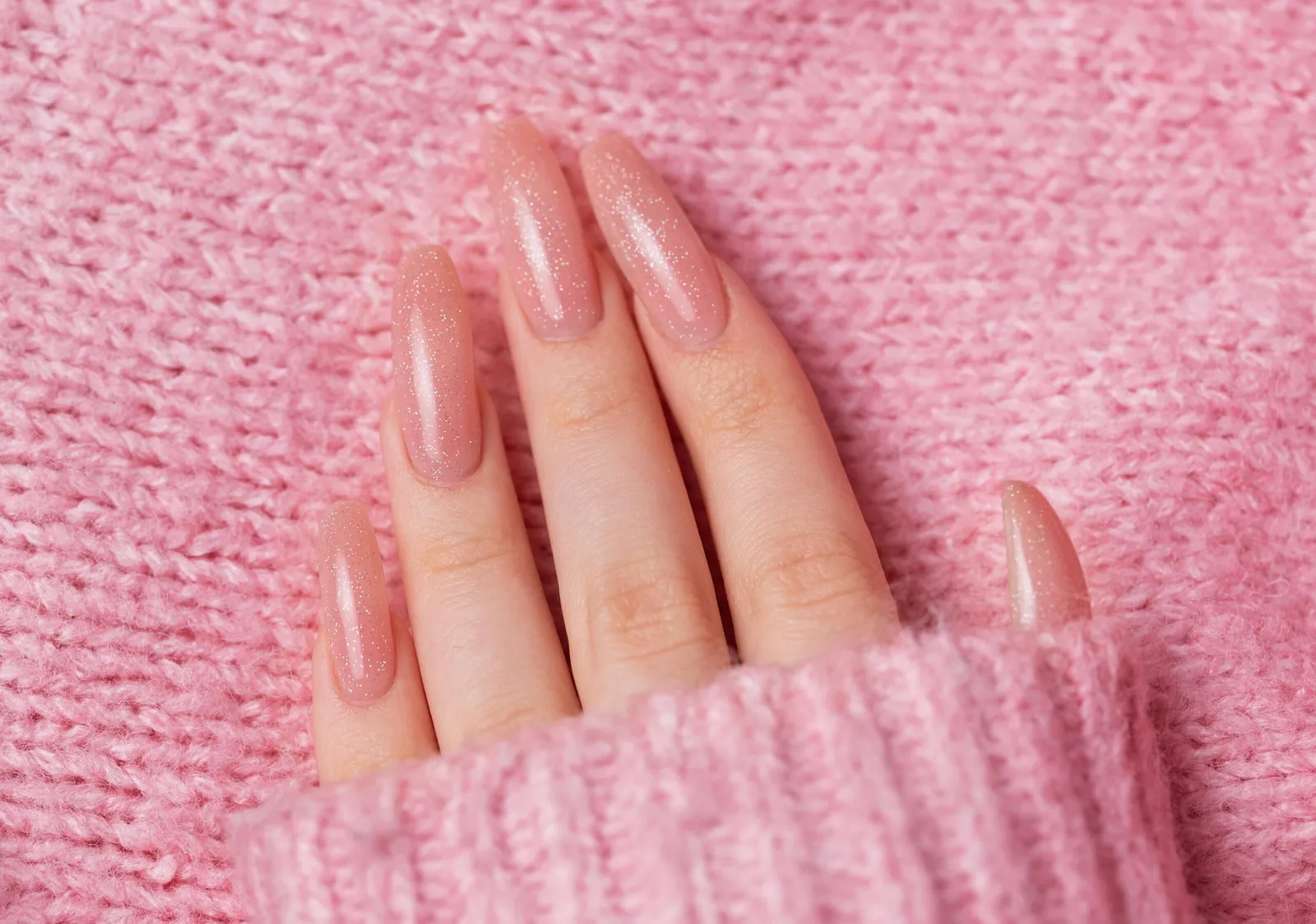 V Nails & Spa nail photo