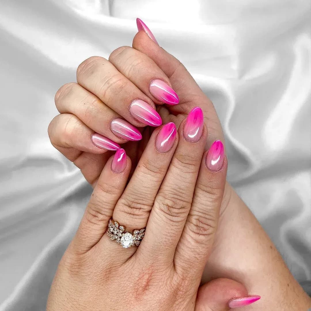 GLO Nail Bar
