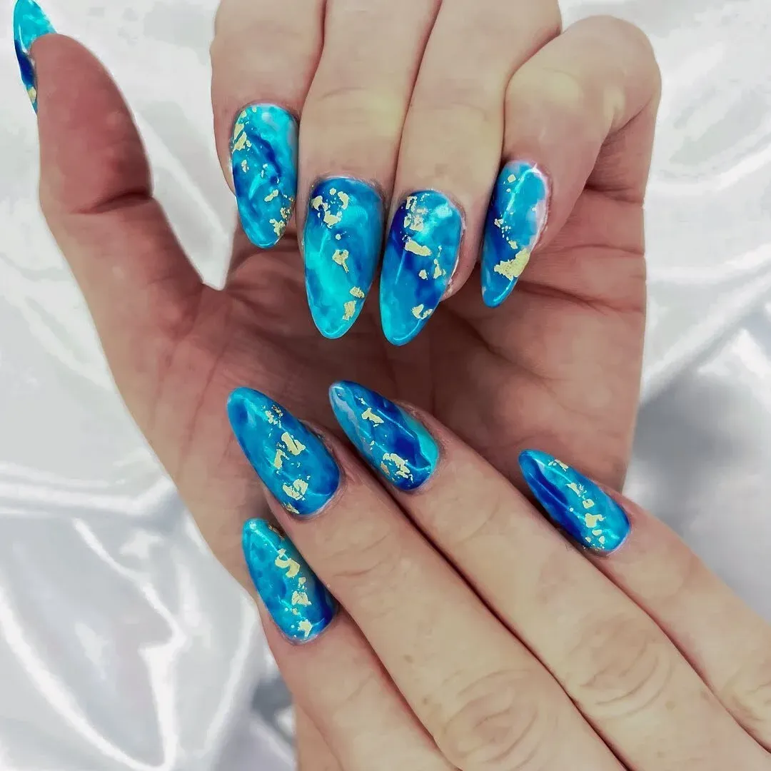 GLO Nail Bar nail photo
