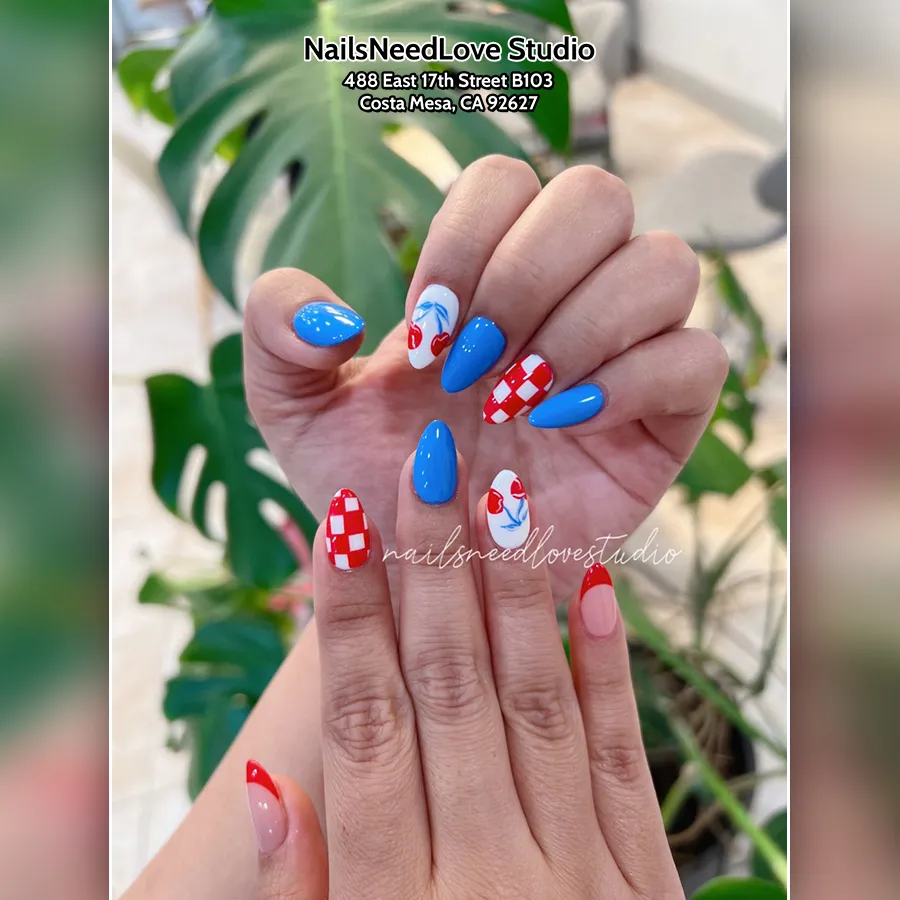 NailsNeedLove Studio nail photo