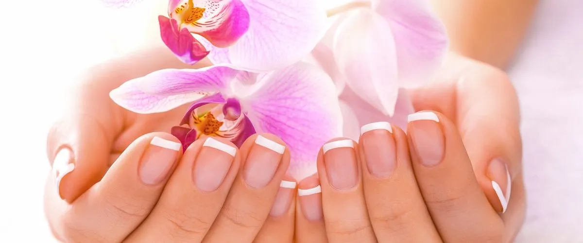 Natural Nails Bar